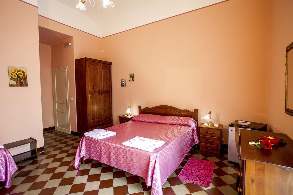 Siciliaetnamare Bed & Breakfast Riposto Eksteriør bilde