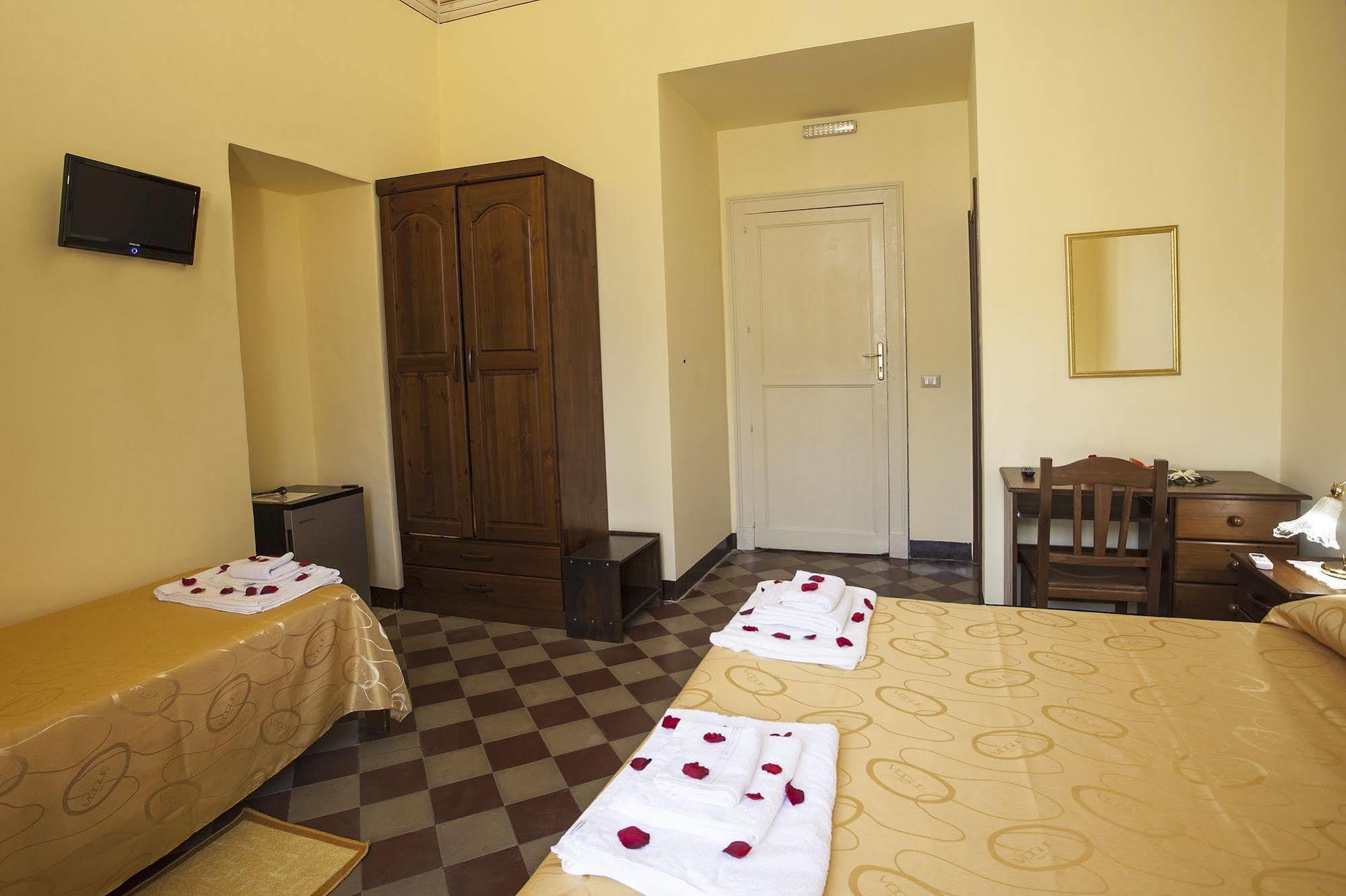 Siciliaetnamare Bed & Breakfast Riposto Eksteriør bilde