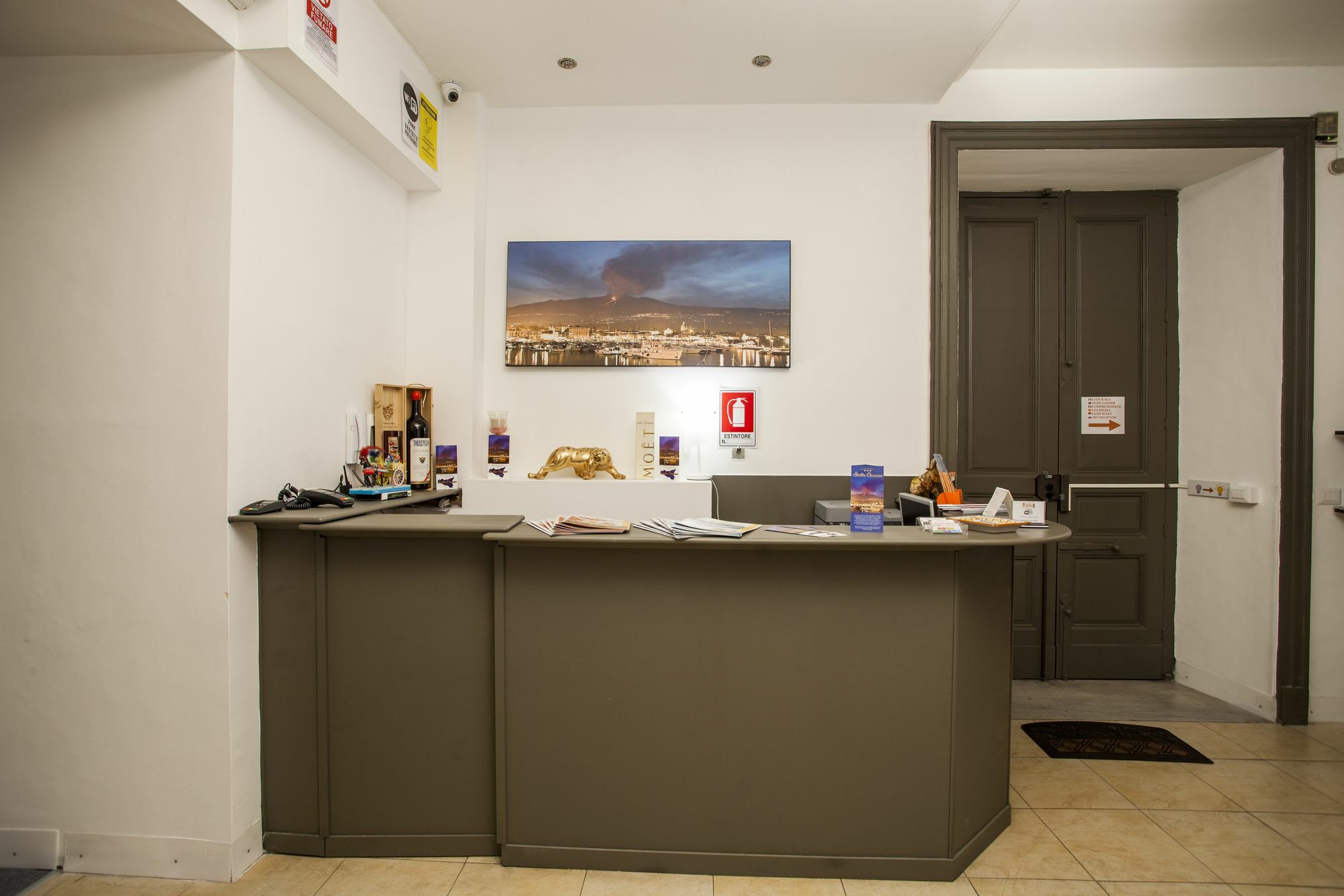 Siciliaetnamare Bed & Breakfast Riposto Eksteriør bilde
